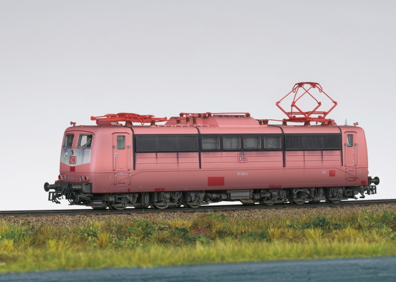 T25655 E-Lok BR 151 DB